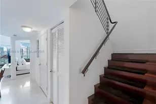 41 SE 5th, Miami, FL 33131 - Photo 13