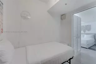 41 SE 5th, Miami, FL 33131 - Photo 17