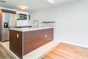 1900 N Bayshore, Miami, FL 33132 - Photo 7