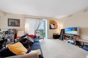 1900 N Bayshore, Miami, FL 33132 - Photo 15
