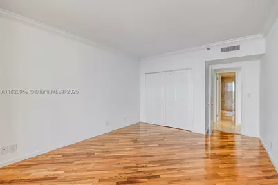 20281 E Country Club #1412, Aventura, FL 33180 - Photo 33