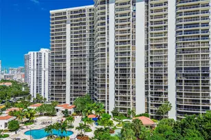 20281 E Country Club, Aventura, FL 33180 - Photo 45