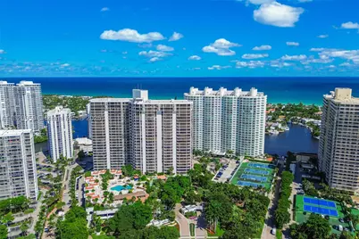 20281 E Country Club #1412, Aventura, FL 33180 - Photo 1