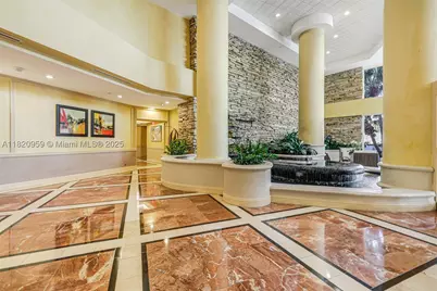 20281 E Country Club #1412, Aventura, FL 33180 - Photo 5