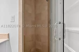 20155 NE 38th, Aventura, FL 33180 - Photo 25