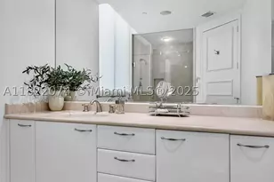 20155 NE 38th, Aventura, FL 33180 - Photo 49