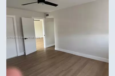 215 SE 3rd #307B, Hallandale Beach, FL 33009 - Photo 13