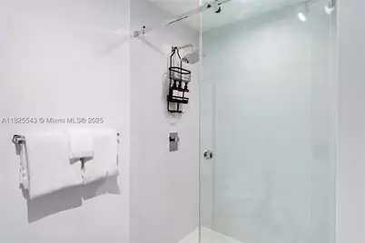 3250 NE 1st #1016, Miami, FL 33137 - Photo 17