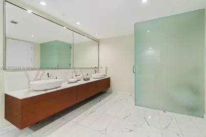 10203 Collins #1603, Bal Harbour, FL 33154 - Photo 9