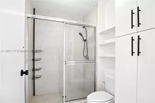 31 SE 5th, Miami, FL 33131 - Photo 19