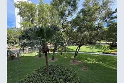 3700 Island #C203, Aventura, FL 33160 - Photo 5