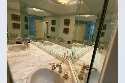3700 Island #C203, Aventura, FL 33160 - Photo 37