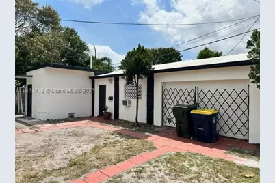42 SE 10th, Dania Beach, FL 33004 - Photo 3