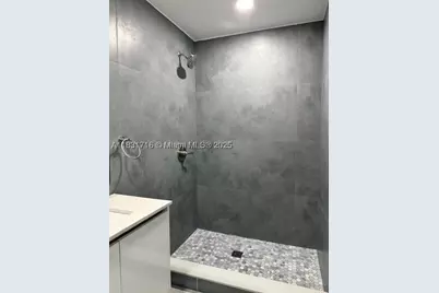 42 SE 10th, Dania Beach, FL 33004 - Photo 23