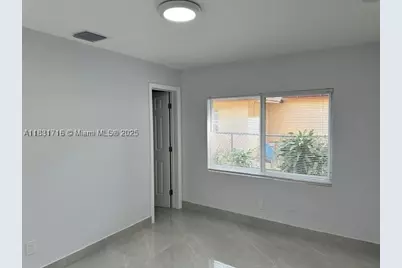 42 SE 10th, Dania Beach, FL 33004 - Photo 31