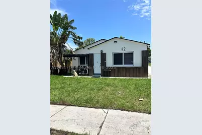 42 SE 10th, Dania Beach, FL 33004 - Photo 1