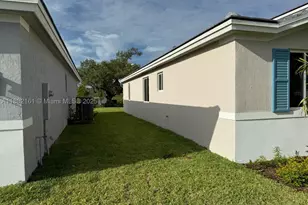 1828 NE 1st, Homestead, FL 33033 - Photo 3