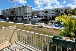 3522 NE 171 St, North Miami Beach, FL 33160 - Photo 25