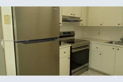 13550 SW 6th #208A, Pembroke Pines, FL 33027 - Photo 11