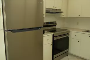 13550 SW 6th, Pembroke Pines, FL 33027 - Photo 11