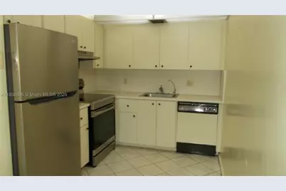 13550 SW 6th #208A, Pembroke Pines, FL 33027 - Photo 9