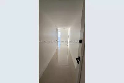 18051 Biscayne #1705, Aventura, FL 33160 - Photo 9