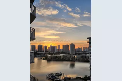 18051 Biscayne #1705, Aventura, FL 33160 - Photo 29