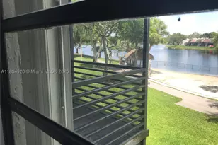 1101 Colony Point, Pembroke Pines, FL 33026 - Photo 19
