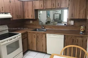 1101 Colony Point, Pembroke Pines, FL 33026 - Photo 15