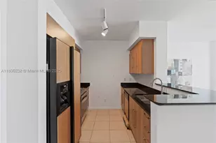 335 S Biscayne, Miami, FL 33131 - Photo 13