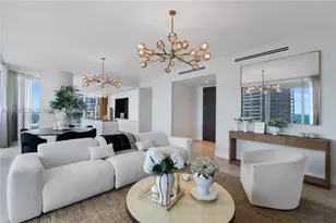 300 Biscayne Blvd, Miami, FL 33131 - Photo 13