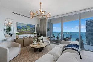 300 Biscayne Blvd, Miami, FL 33131 - Photo 11