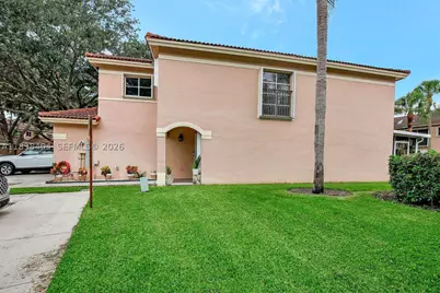 9715 NW 23rd, Pembroke Pines, FL 33024 - Photo 19