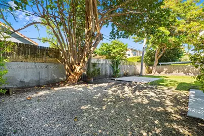 738 Fernwood, Key Biscayne, FL 33149 - Photo 37
