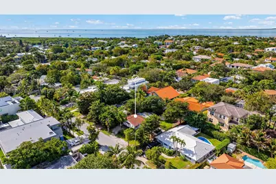738 Fernwood, Key Biscayne, FL 33149 - Photo 21