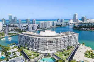 900 Bay, Miami Beach, FL 33141 - Photo 51