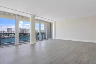 900 Bay, Miami Beach, FL 33141 - Photo 19