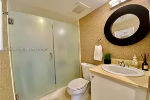 19900 E Country Club, Aventura, FL 33180 - Photo 21