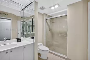 20185 E Country Club, Aventura, FL 33180 - Photo 39
