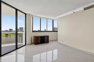 20185 E Country Club, Aventura, FL 33180 - Photo 29