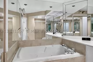 20185 E Country Club, Aventura, FL 33180 - Photo 37