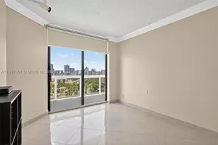 20185 E Country Club, Aventura, FL 33180 - Photo 31