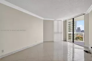 20185 E Country Club, Aventura, FL 33180 - Photo 33