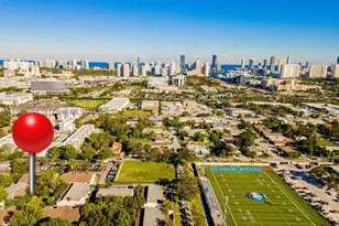 19200 NE 25th, Miami, FL 33180 - Photo 5