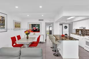 19200 NE 25th, Miami, FL 33180 - Photo 23