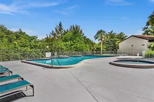 19200 NE 25th, Miami, FL 33180 - Photo 49