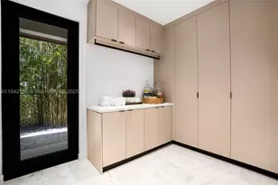 4241 Palm, Miami, FL 33137 - Photo 75