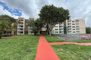 6930 Miami Gardens, Hialeah, FL 33015 - Photo 3