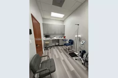 1911 Harrison #Combined Suites 2,3,7, Hollywood, FL 33020 - Photo 9