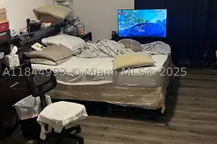 19080 NE 3rd, Miami, FL 33179 - Photo 9